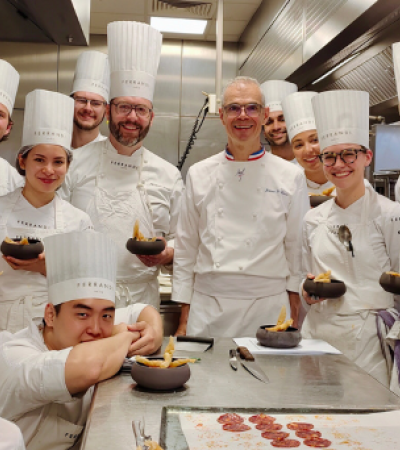MOF Chef Jérôme Le Minier teaches a master class for the Intensive Professional Program students in French Cuisine students at FERRANDI Paris.